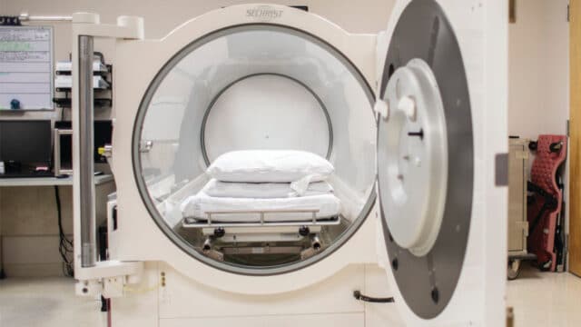 Hyperbaric Oxygen Therapy Improves Healing